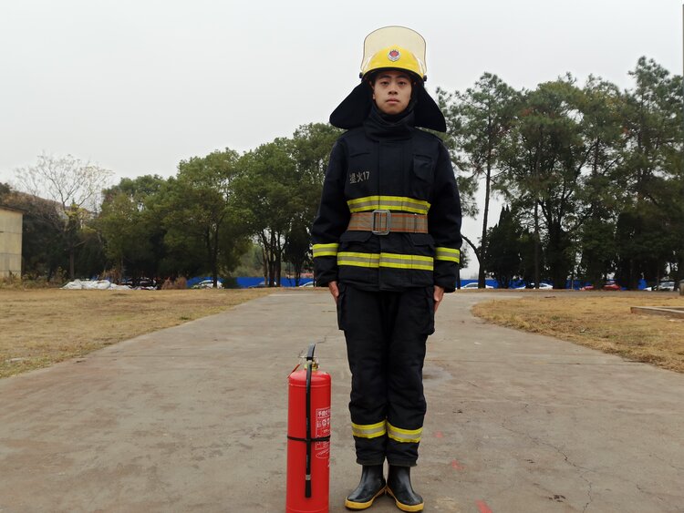安全环保处—应急消防培训教材技 术 指 导:查代楠编辑,解说:董修武
