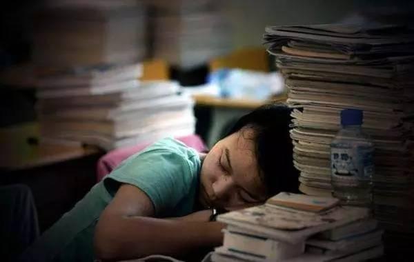 小浅🎤V娱热点