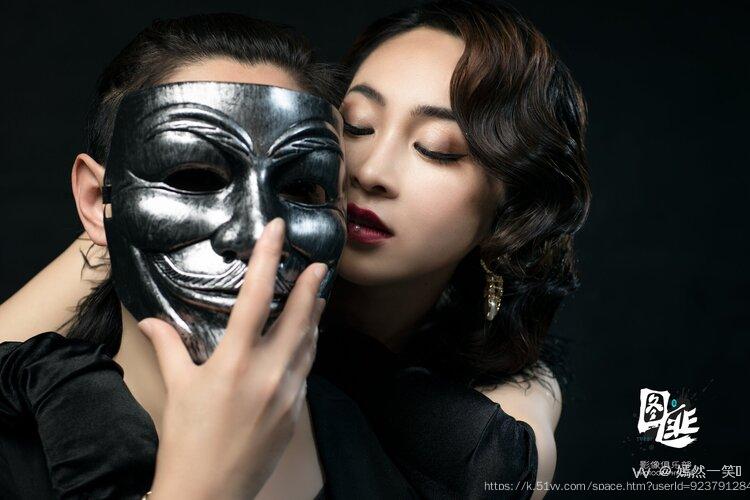 嫣然一笑🌹