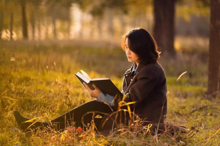 小浅🎤V娱热点