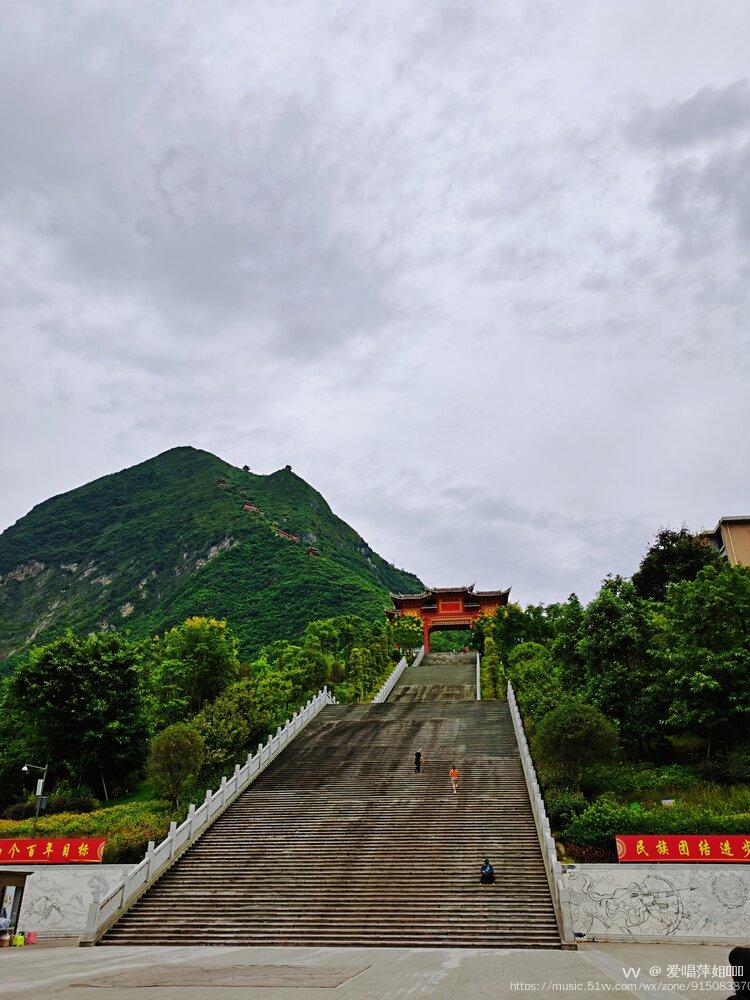 峨边背峰山首发