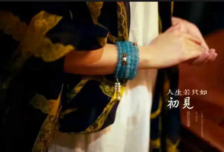 雪儿🎤V娱热点