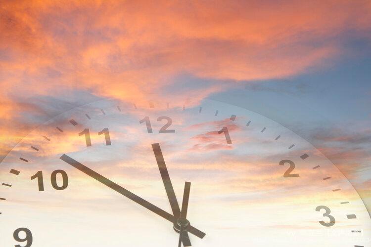 时间的风碑林路人