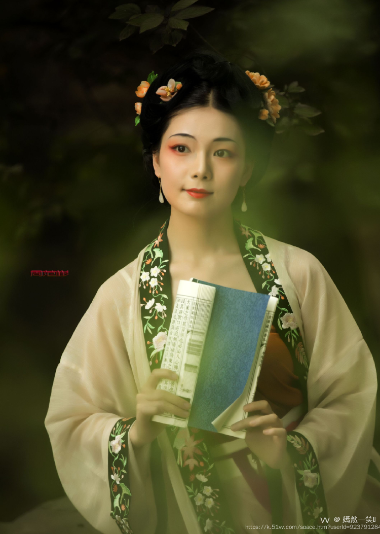 嫣然一笑🌹