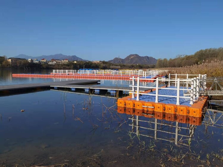 青龙湖水岸湿地公园
