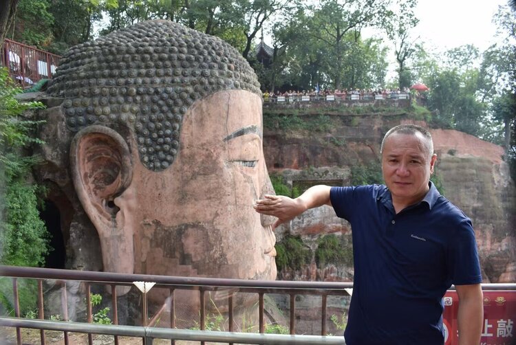 雪儿🎤V娱热点