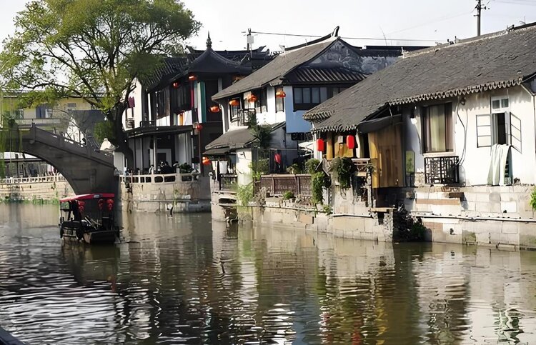 小浅🎤V娱热点