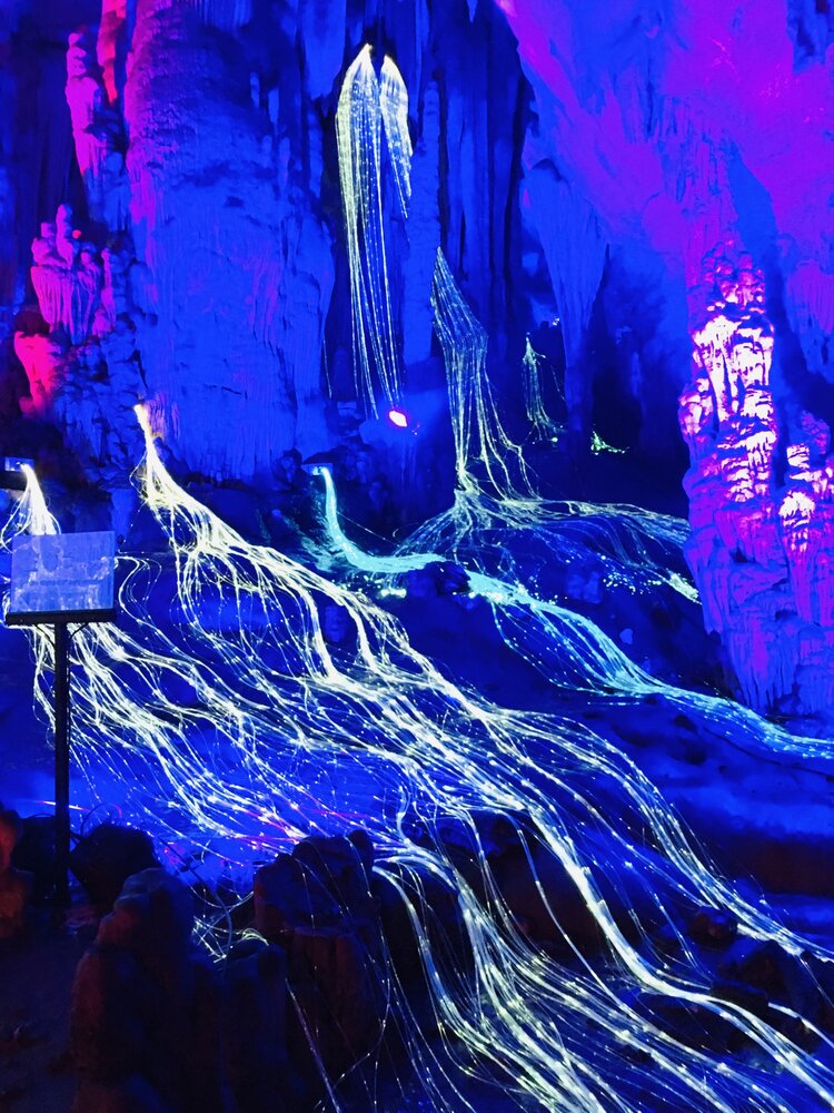 罗城天坑长生洞