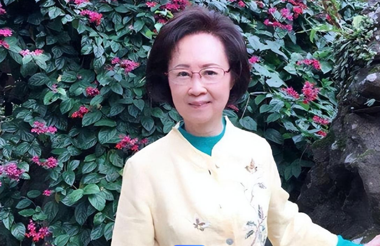 雪儿🎤V娱热点