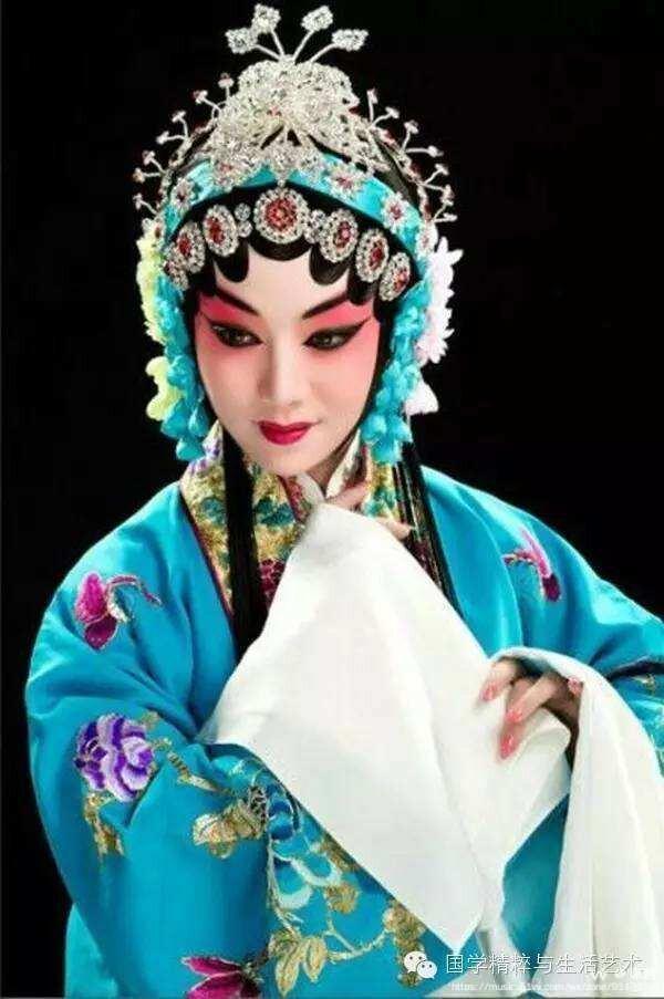 《青衣》 作者:毕飞宇