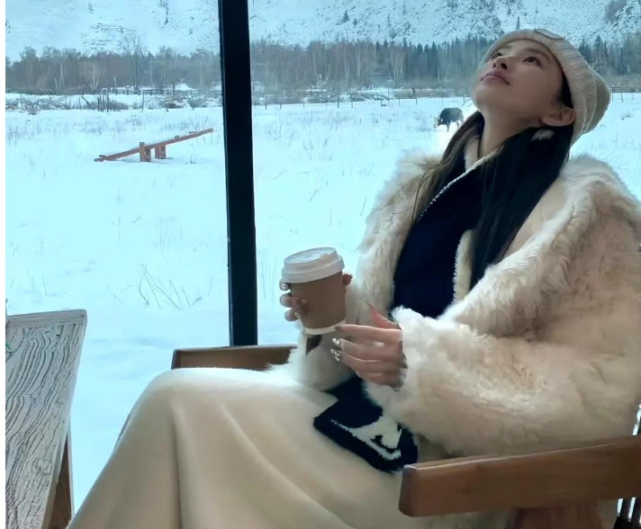 小浅🎤V娱热点