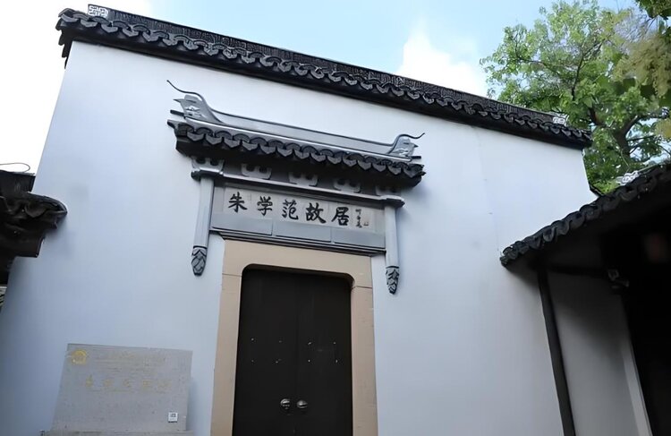 小浅🎤V娱热点