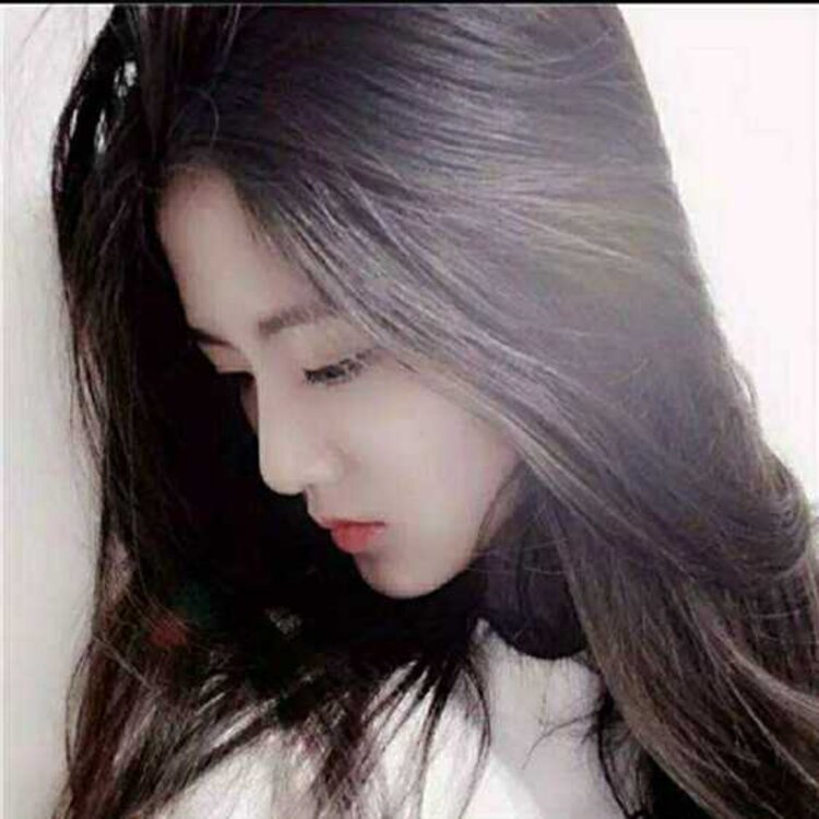 持刀小萝莉