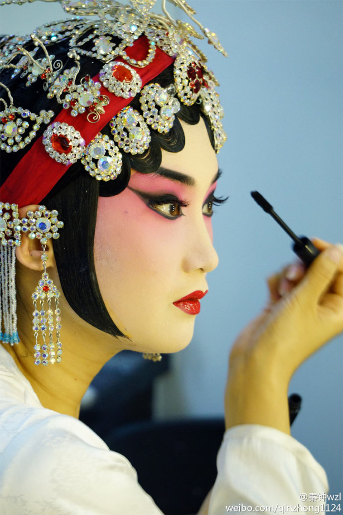 青衣作者毕飞宇