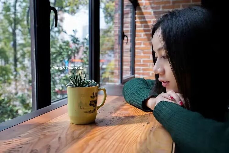 小浅🎤V娱热点