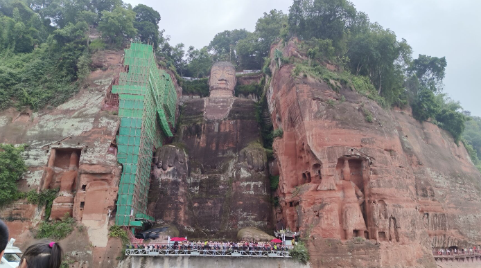 雪儿🎤V娱热点