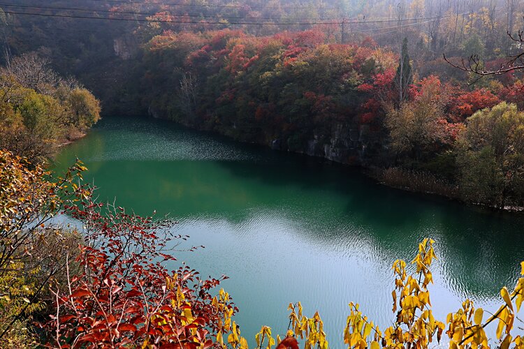 東牛角,位於淄川嶺子鎮的西南角,接壤章丘東南的村落響水泉與安子峪.