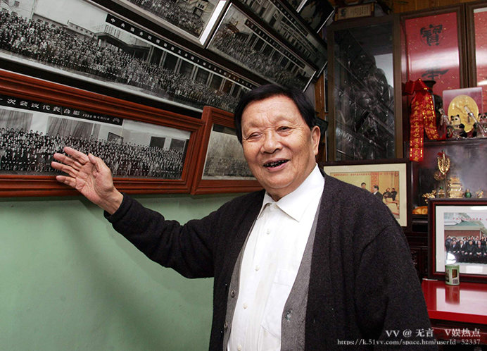 无言🎤V娱热点