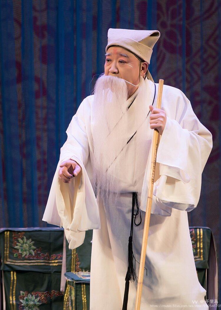 的俚曲改编,叙述的是一个令人心酸的故事,演绎的是子女不孝,老来难,遭