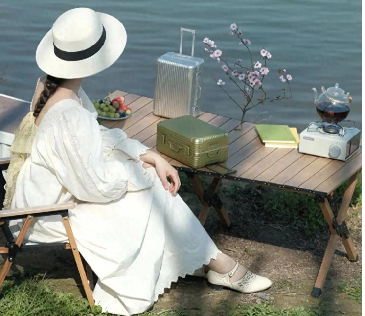 小浅🎤V娱热点