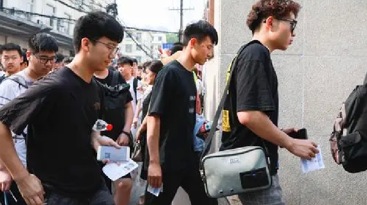 雪儿🎤V娱热点