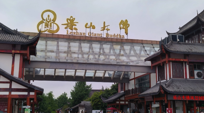 雪儿🎤V娱热点