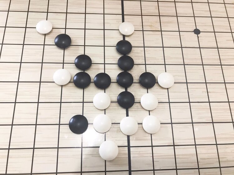 央视新闻:【散文随笔】五子棋人生 - VV