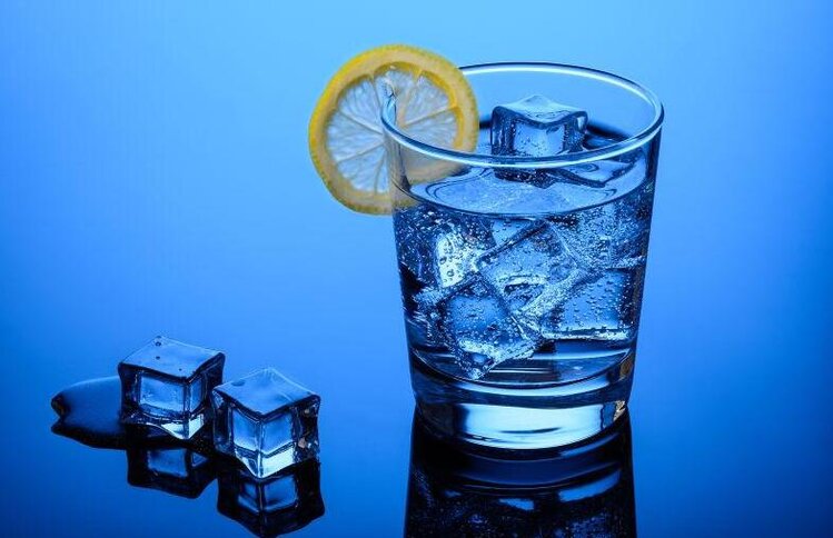 曾经🎤V娱热点