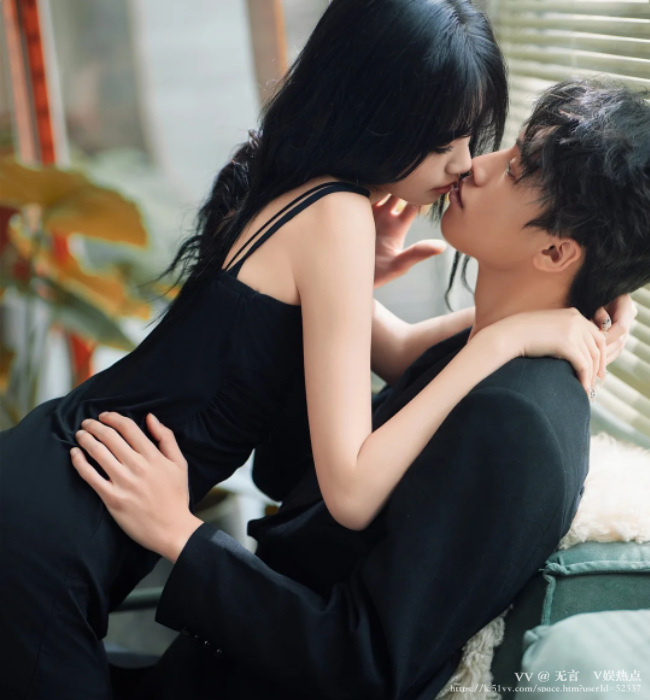 无言🎤V娱热点