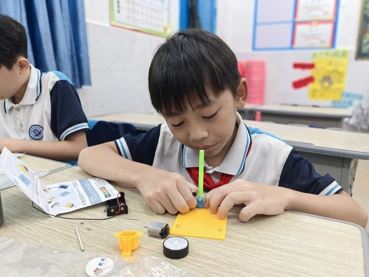 虎校人工智能教育
