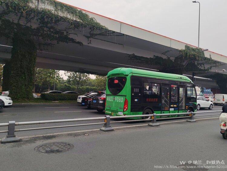 纳兰＿🎤V娱热点