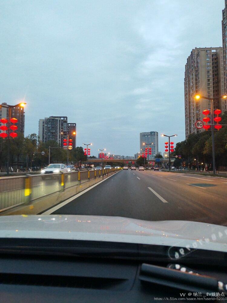 纳兰＿🎤V娱热点