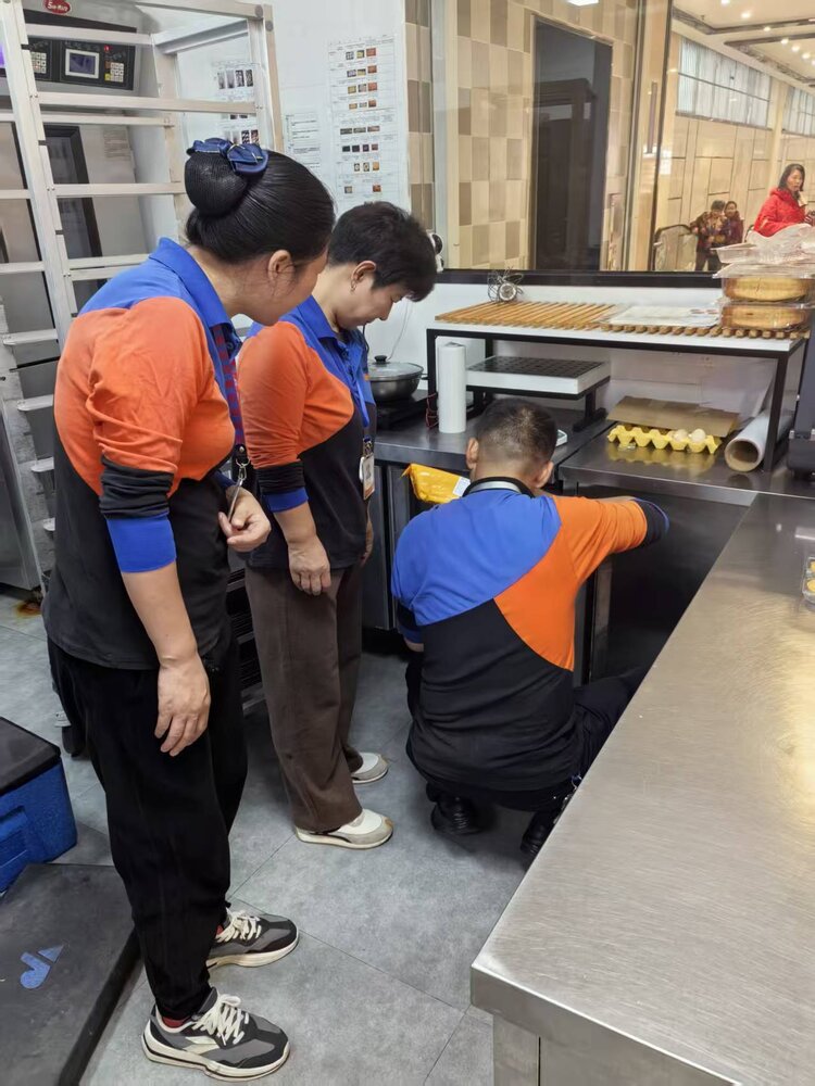 中百仓储吴家山店