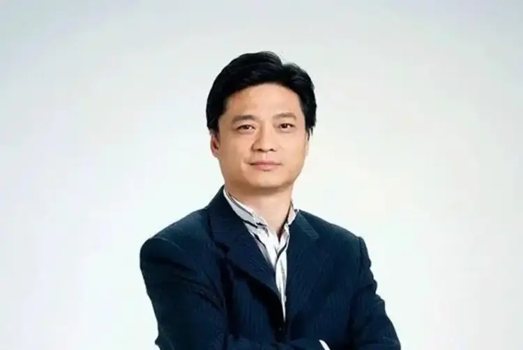 《华人文艺选刊》赵良田主编