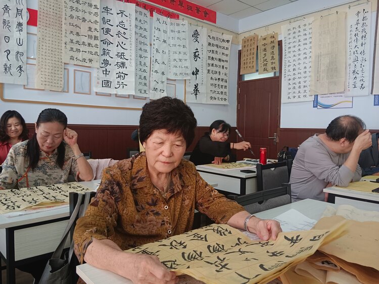 彩云追月