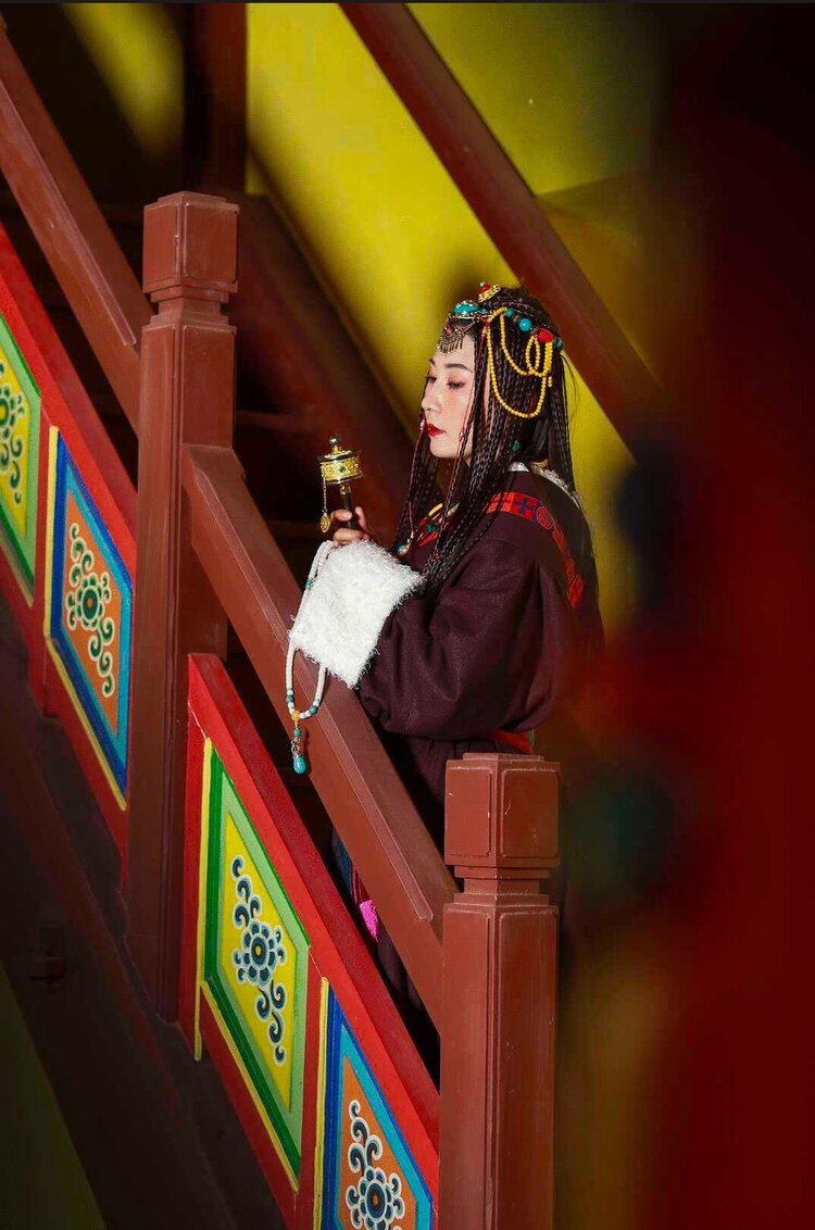 雪儿🎤V娱热点