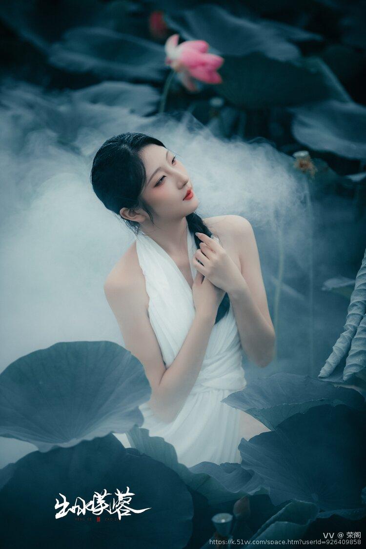 荣阁