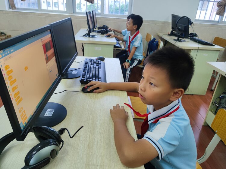 虎校人工智能教育