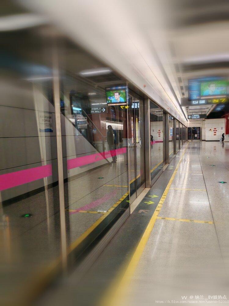 纳兰＿🎤V娱热点