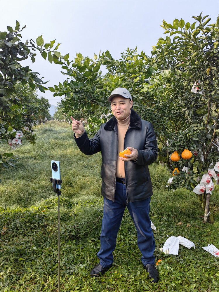 《华人文艺选刊》赵良田主编