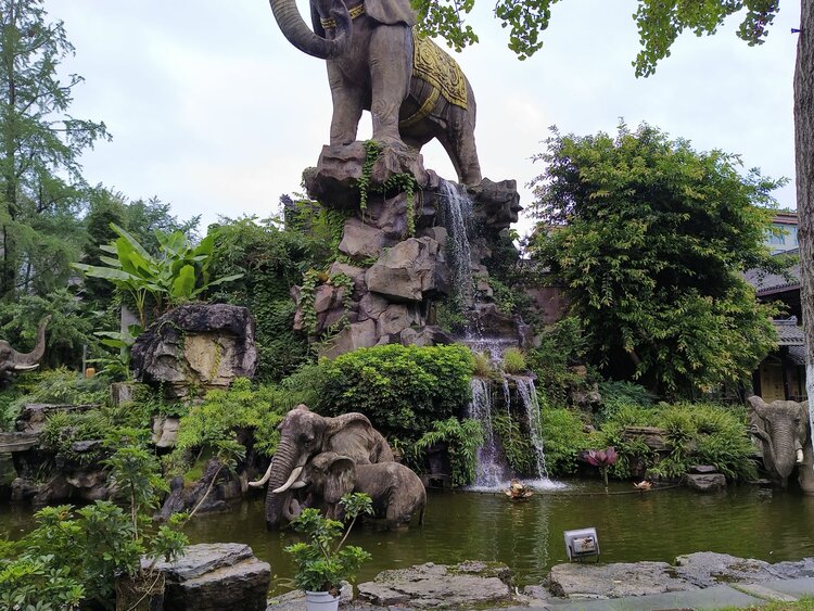 雪儿🎤V娱热点