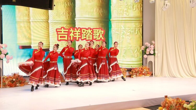 ᴶᴿ军歌嘹亮󾓭雨露