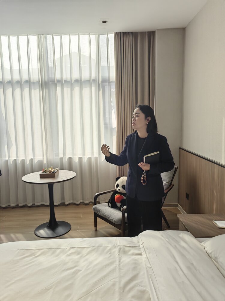 《华人文艺选刊》赵良田主编