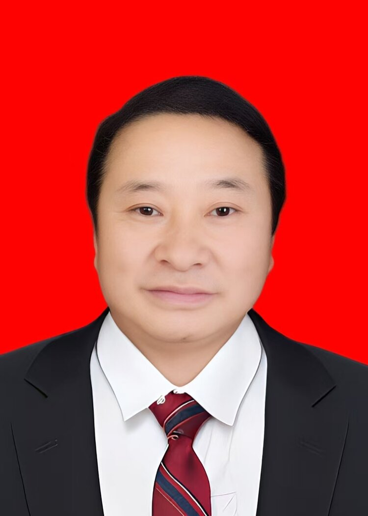 《华人文艺选刊》赵良田主编