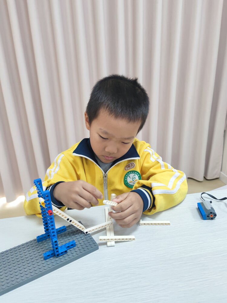 虎校人工智能教育