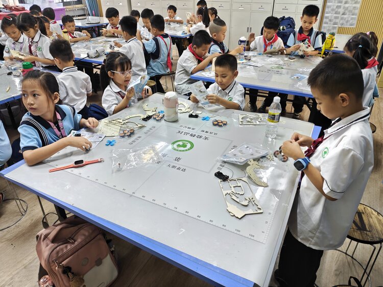 虎校人工智能教育