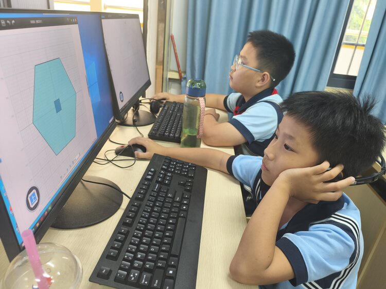 虎校人工智能教育