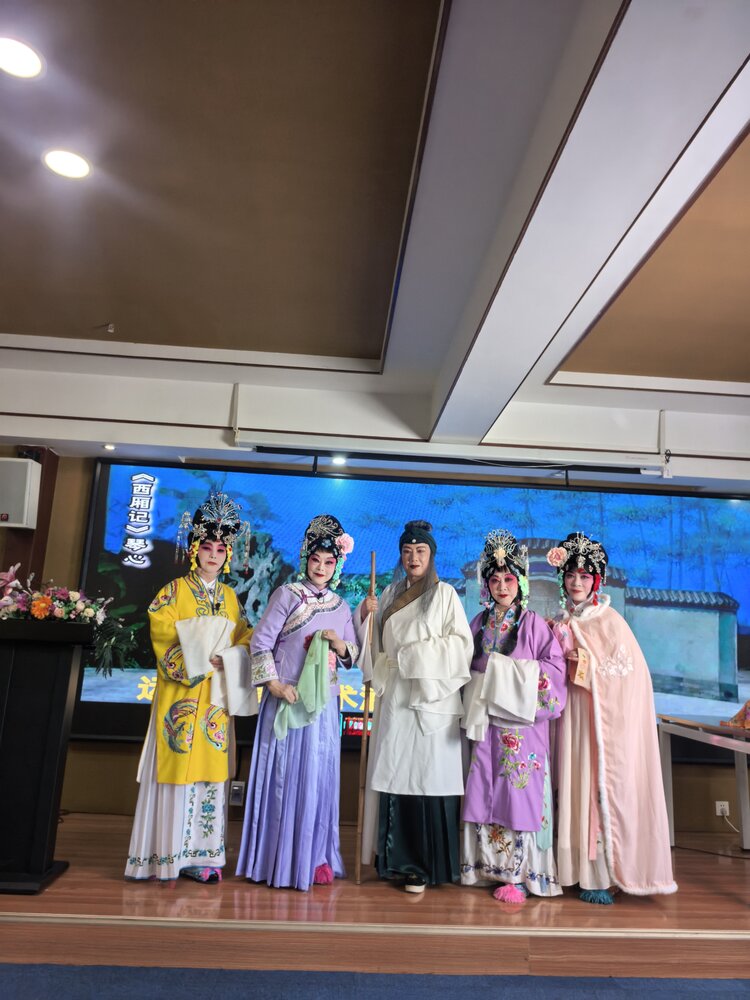 荀梦