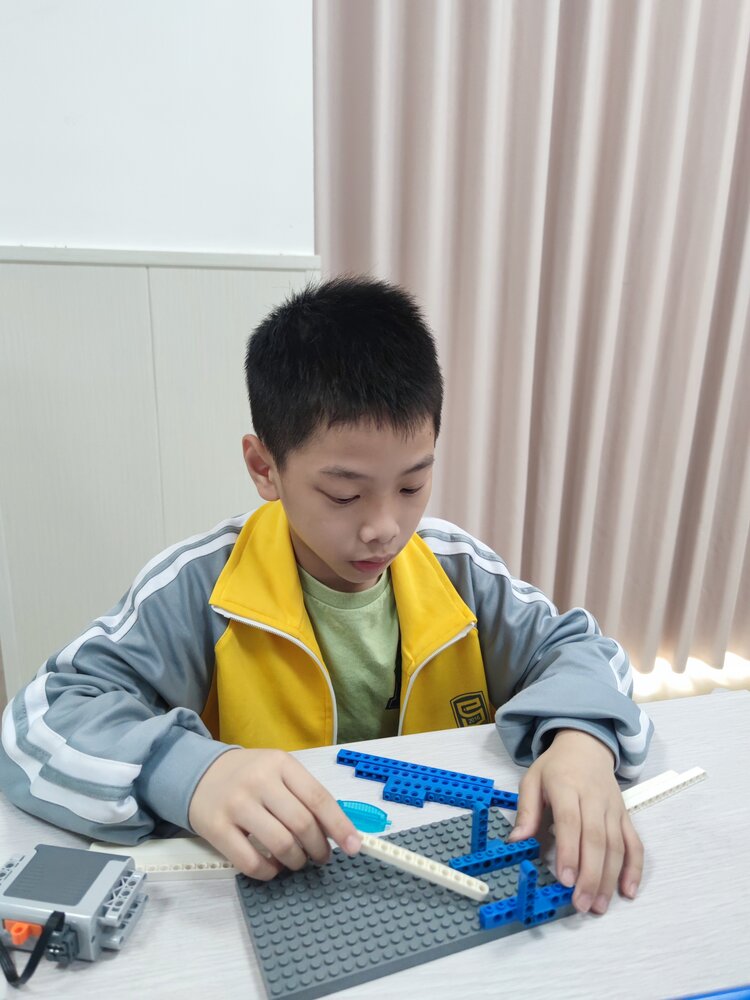 虎校人工智能教育