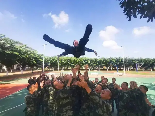 張國政(愛國軍旅文壇)
